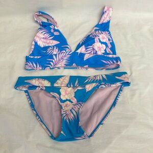So Women's 2 piece bathing suit size medium